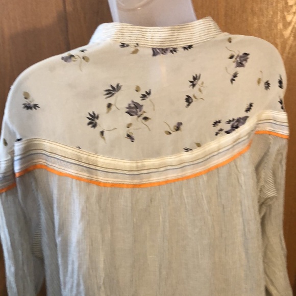Free People brand top Size small. NWT. - Picture 5 of 8